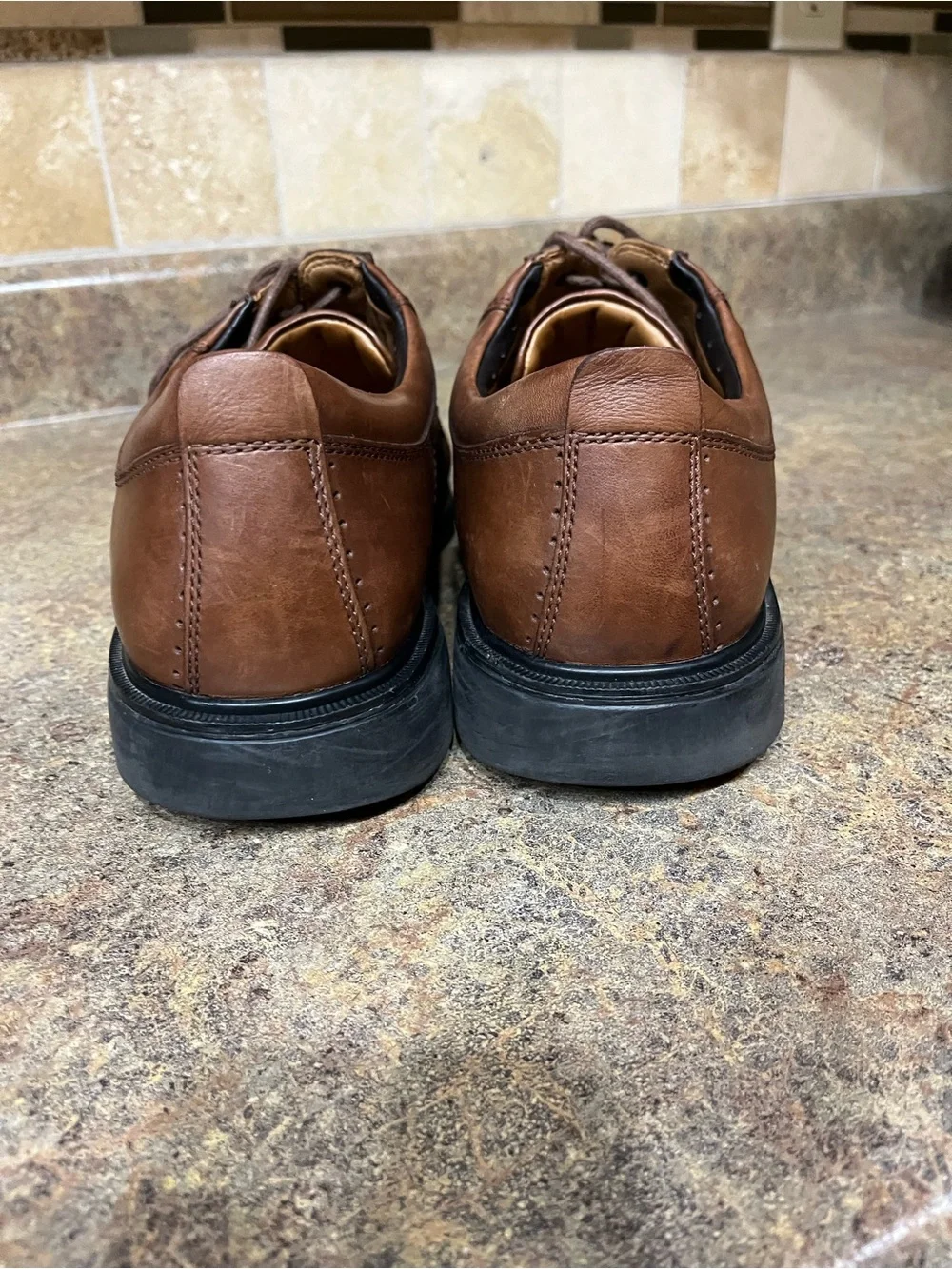 Clarks Unstructured Men’s Brown Leather Oxford Shoes Size 12M Comfort Casual